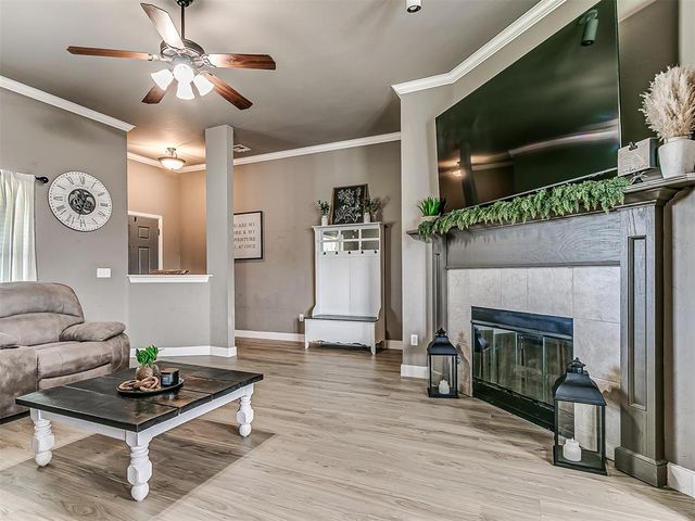 2336 Box Turtle Way, Midwest City, OK 73130