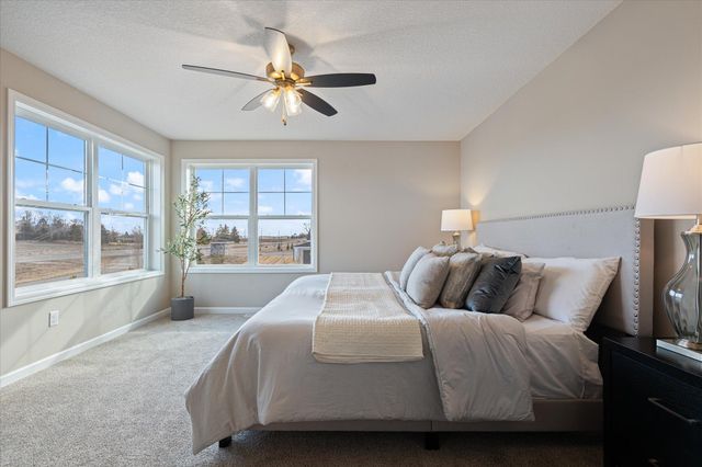 6722 Jorgensen Avenue S, Cottage Grove, MN 55016