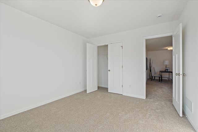 6722 Jorgensen Avenue S, Cottage Grove, MN 55016