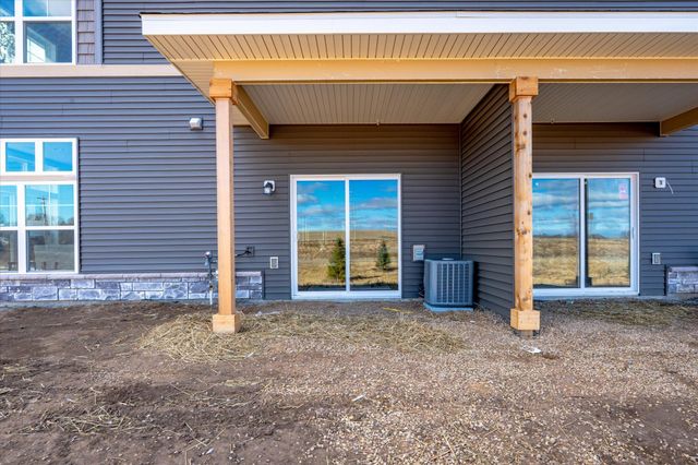 6722 Jorgensen Avenue S, Cottage Grove, MN 55016