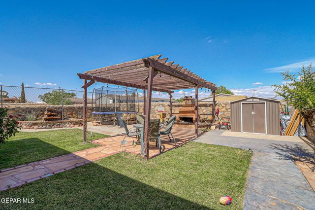 3712 La Cuesta Drive, El Paso, TX 79936