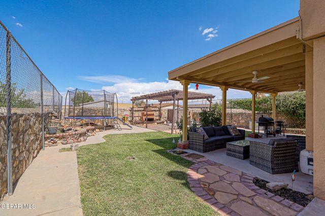 3712 La Cuesta Drive, El Paso, TX 79936