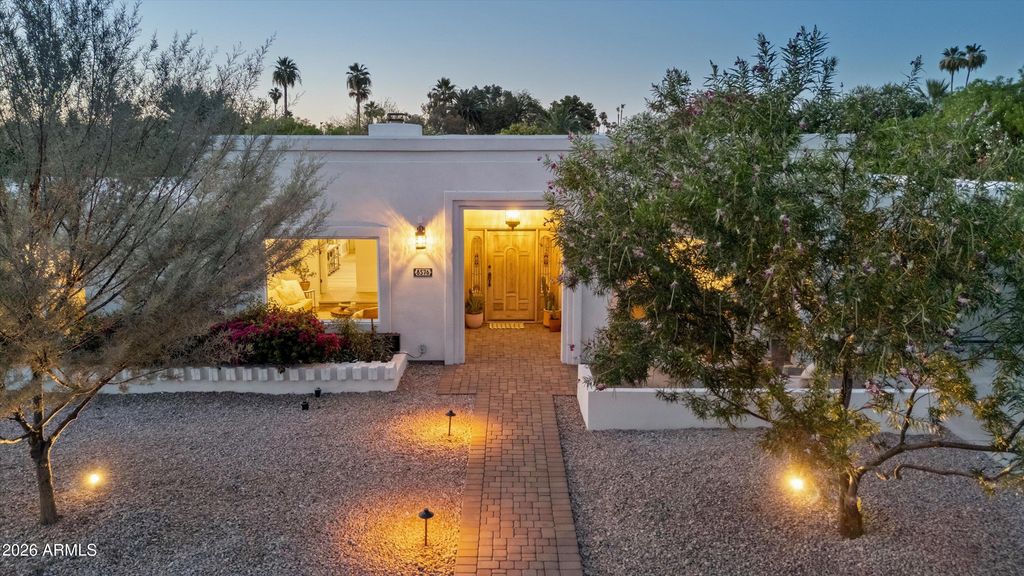 Image 65 of property listing at 8576 E Vía De Dorado --, Scottsdale, AZ 85258