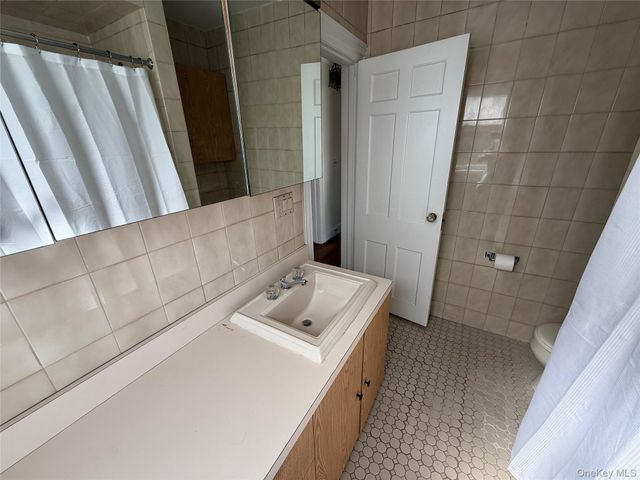 26 Rockland Place, New Rochelle, NY 10801