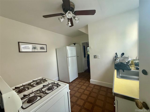 26 Rockland Place, New Rochelle, NY 10801