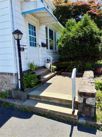 26 Rockland Place, New Rochelle, NY 10801