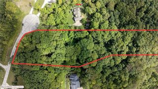 S/L 19 Sutton Place, Chardon, OH 44024