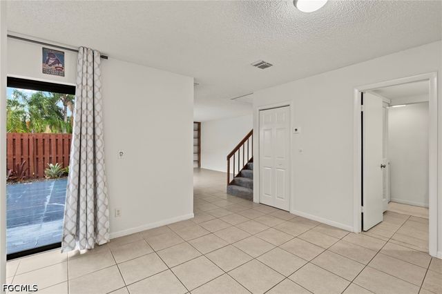 1520 Park Meadows DR 1, Fort Myers, FL 33907