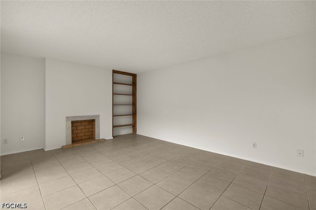 1520 Park Meadows DR 1, Fort Myers, FL 33907