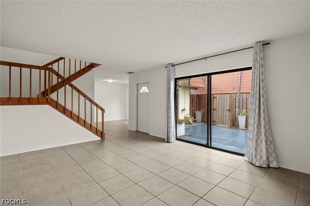 1520 Park Meadows DR 1, Fort Myers, FL 33907