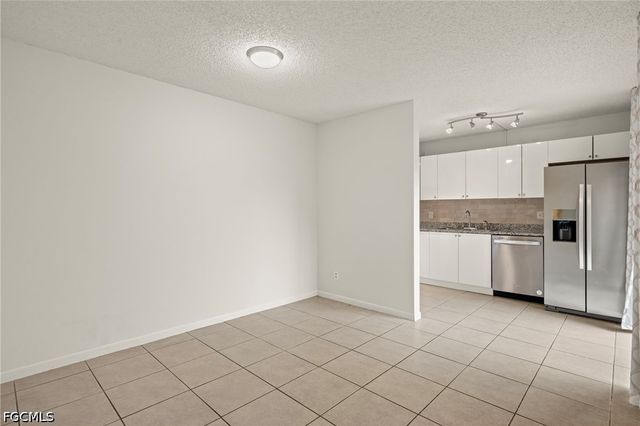 1520 Park Meadows DR 1, Fort Myers, FL 33907