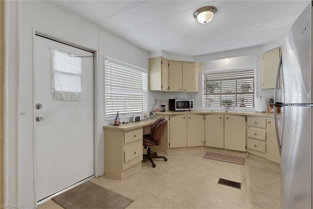 3390 Galaxy WAY, NORTH FORT MYERS, FL 33903 — photo 5