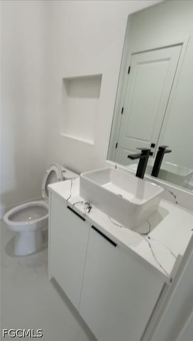 7020 Burma CIR, Labelle, FL 33935