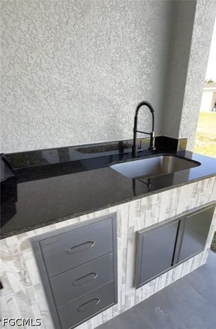 7020 Burma CIR, Labelle, FL 33935