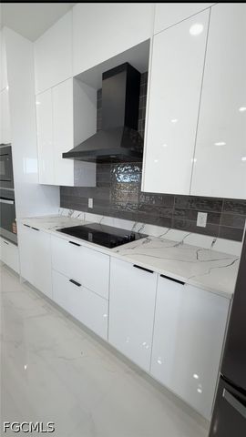 7020 Burma CIR, Labelle, FL 33935