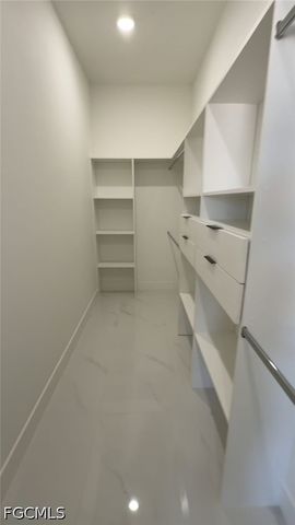 7020 Burma CIR, Labelle, FL 33935