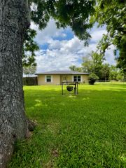 125 Mimosa Point, Livingston, TX 77351