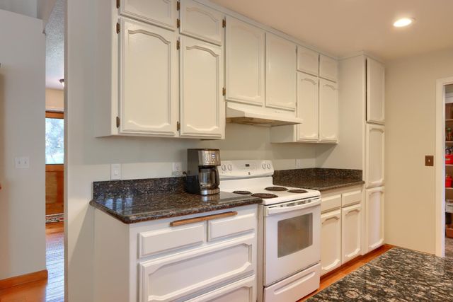 41820 Dillon Circle, Ahwahnee, CA 93601