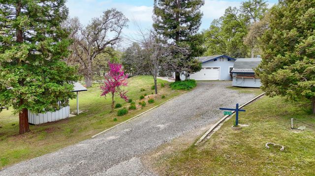 41820 Dillon Circle, Ahwahnee, CA 93601