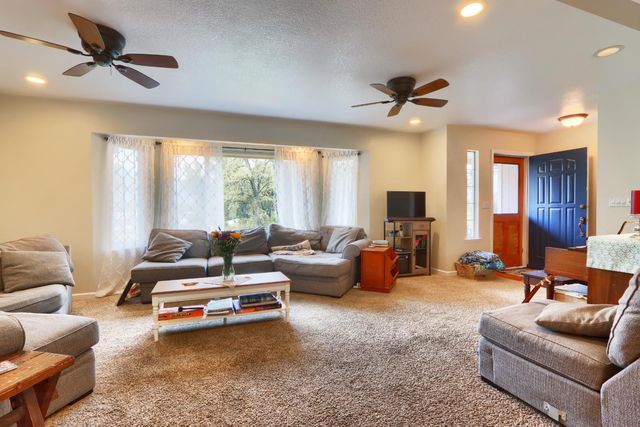 41820 Dillon Circle, Ahwahnee, CA 93601