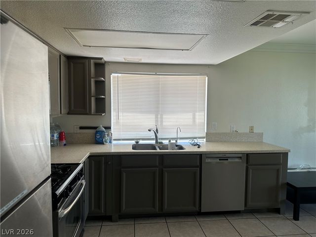 4341 NEWRIDGE Court, Las Vegas, NV 89103