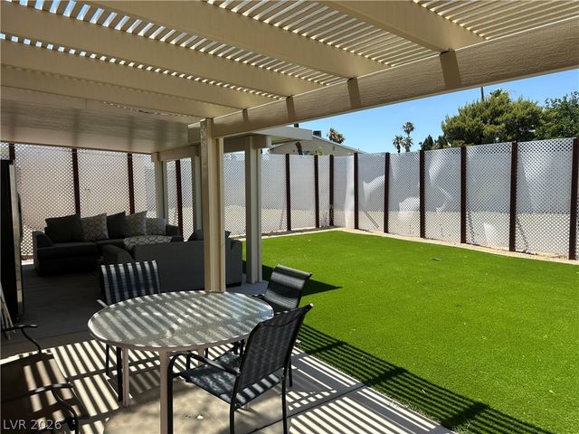 4341 NEWRIDGE Court, Las Vegas, NV 89103