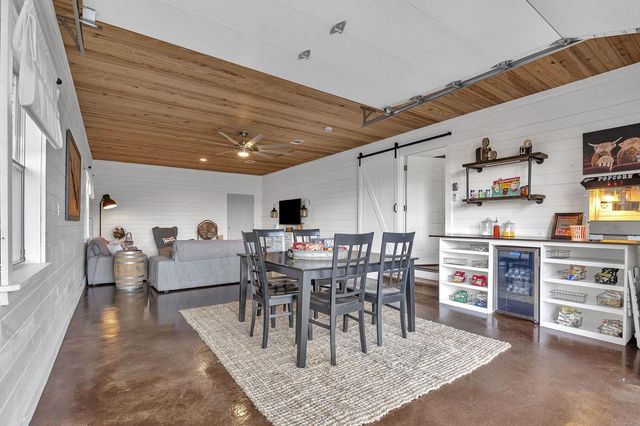 235 Red Squirrel Lane, Brookeland, TX 75931