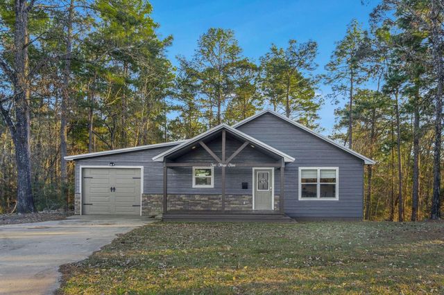 235 Red Squirrel Lane, Brookeland, TX 75931