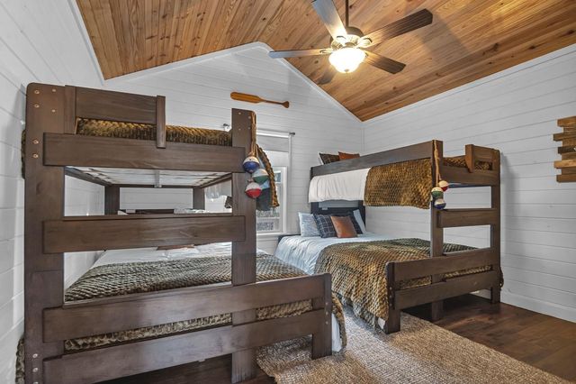 235 Red Squirrel Lane, Brookeland, TX 75931