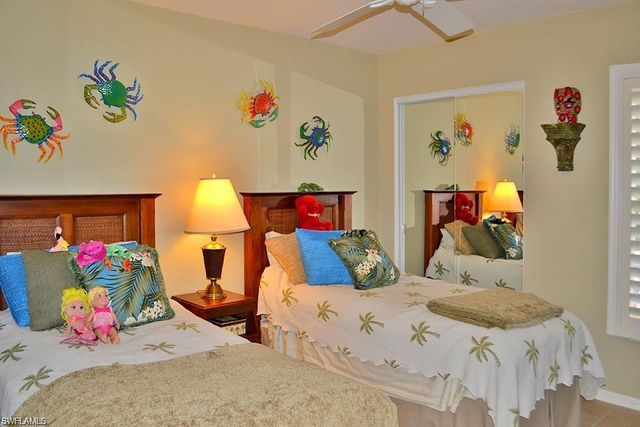 5635 TURTLE BAY DR 6, Naples, FL 34108