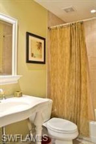 5635 TURTLE BAY DR 6, Naples, FL 34108