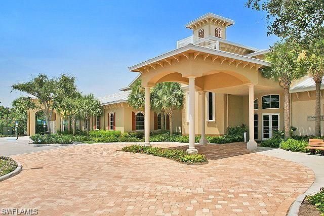 5635 TURTLE BAY DR 6, Naples, FL 34108