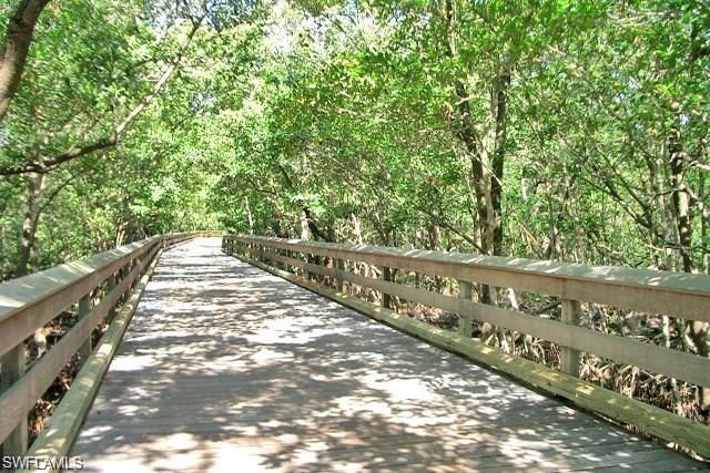 5635 TURTLE BAY DR 6, Naples, FL 34108