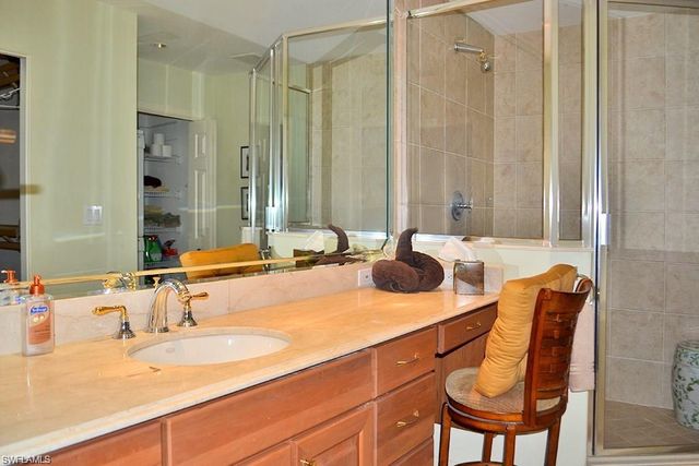 5635 TURTLE BAY DR 6, Naples, FL 34108