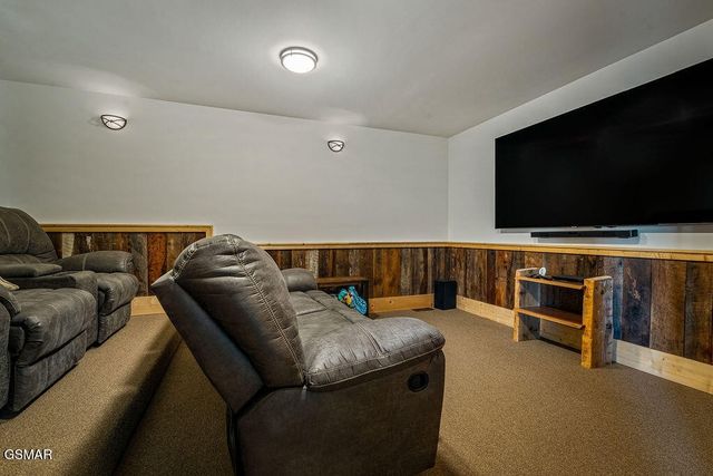 335 Hawken Drive, Walland, TN 37886