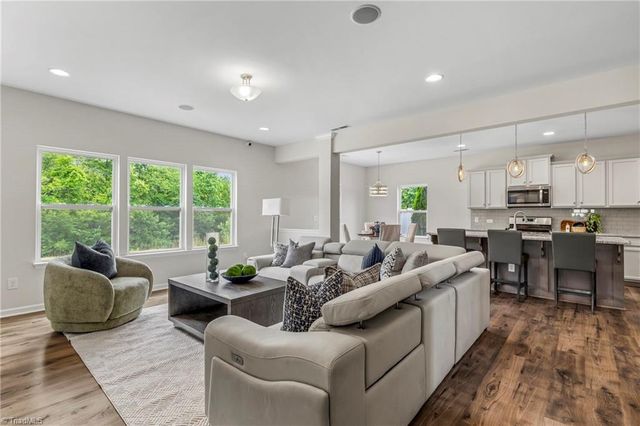 5500 Baverhof Drive, Greensboro, NC 27405