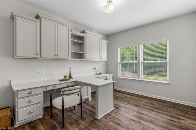 5500 Baverhof Drive, Greensboro, NC 27405