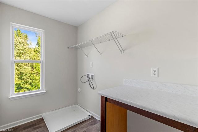 5500 Baverhof Drive, Greensboro, NC 27405
