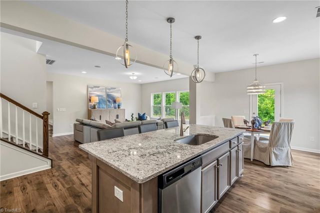 5500 Baverhof Drive, Greensboro, NC 27405