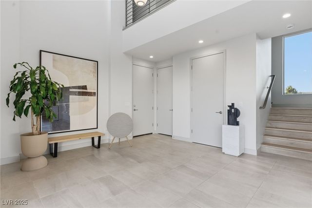 4022 Heron Fairway Drive, Las Vegas, NV 89141