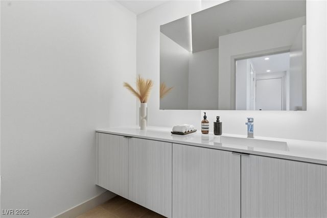 4022 Heron Fairway Drive, Las Vegas, NV 89141