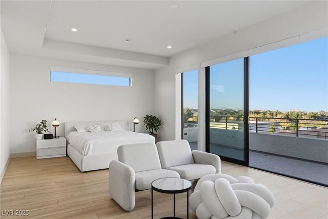 4022 Heron Fairway Drive, Las Vegas, NV 89141