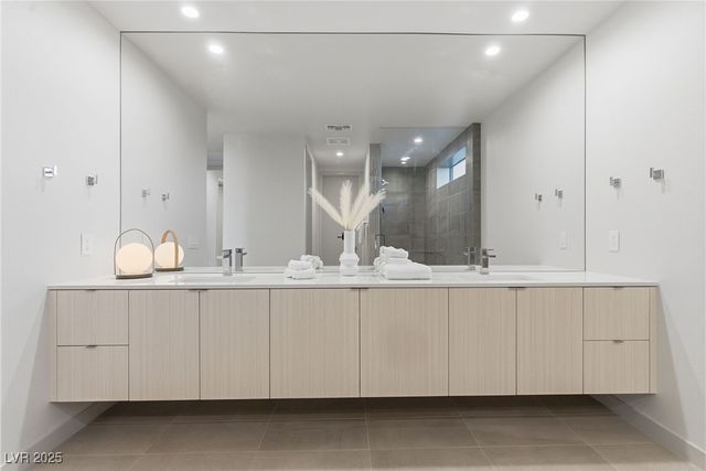 4022 Heron Fairway Drive, Las Vegas, NV 89141