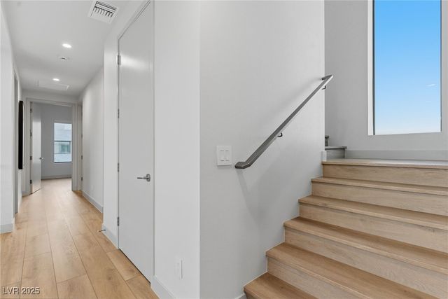 4022 Heron Fairway Drive, Las Vegas, NV 89141