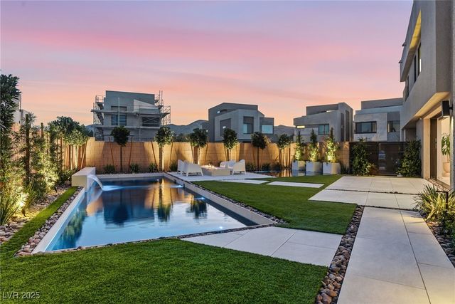 4022 Heron Fairway Drive, Las Vegas, NV 89141