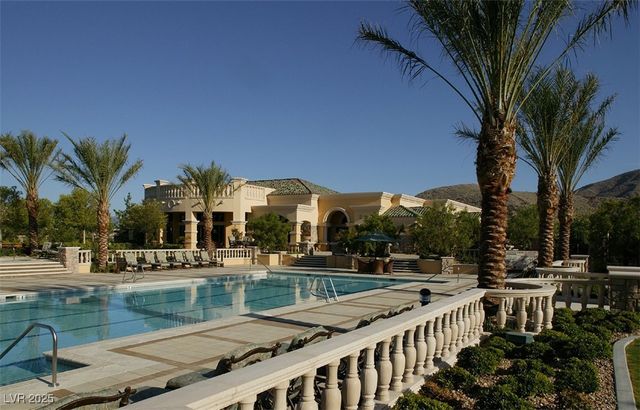 4022 Heron Fairway Drive, Las Vegas, NV 89141