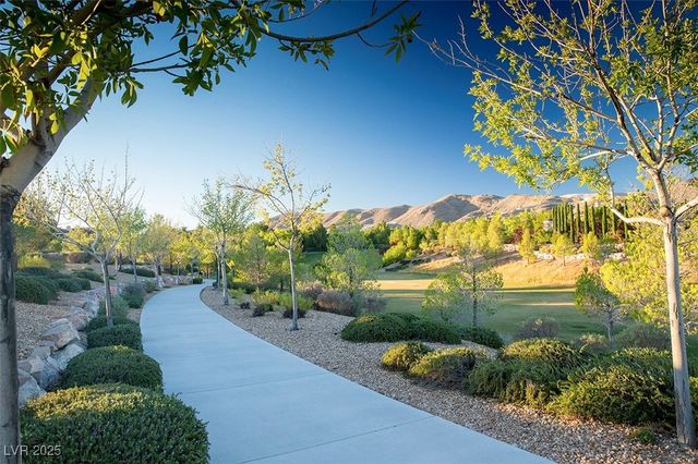 4022 Heron Fairway Drive, Las Vegas, NV 89141