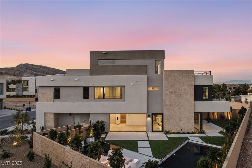 4022 Heron Fairway Drive, Las Vegas, NV 89141