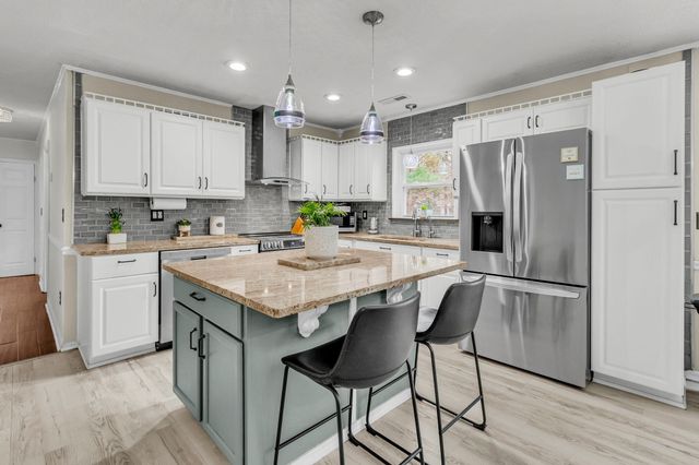 411 Corey Boulevard, Summerville, SC 29483