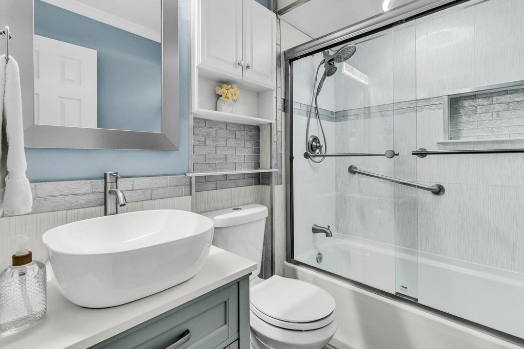 Image 24 of property listing at 411 Corey Boulevard, Summerville, SC 29483